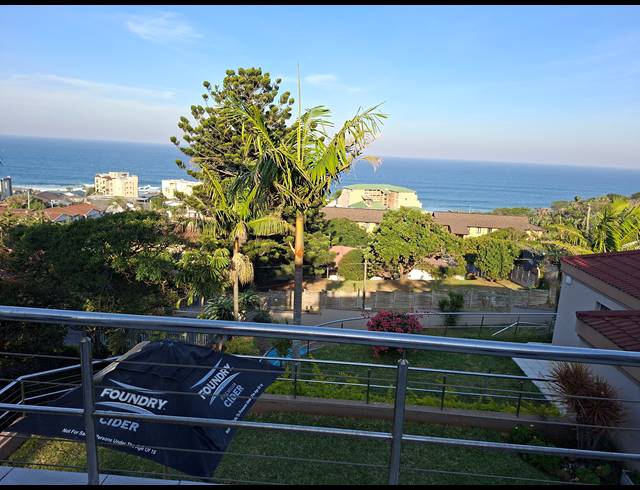 3 BEDROOM TOWNHOUSE FOR SALE IN LAWRENCE ROCKS